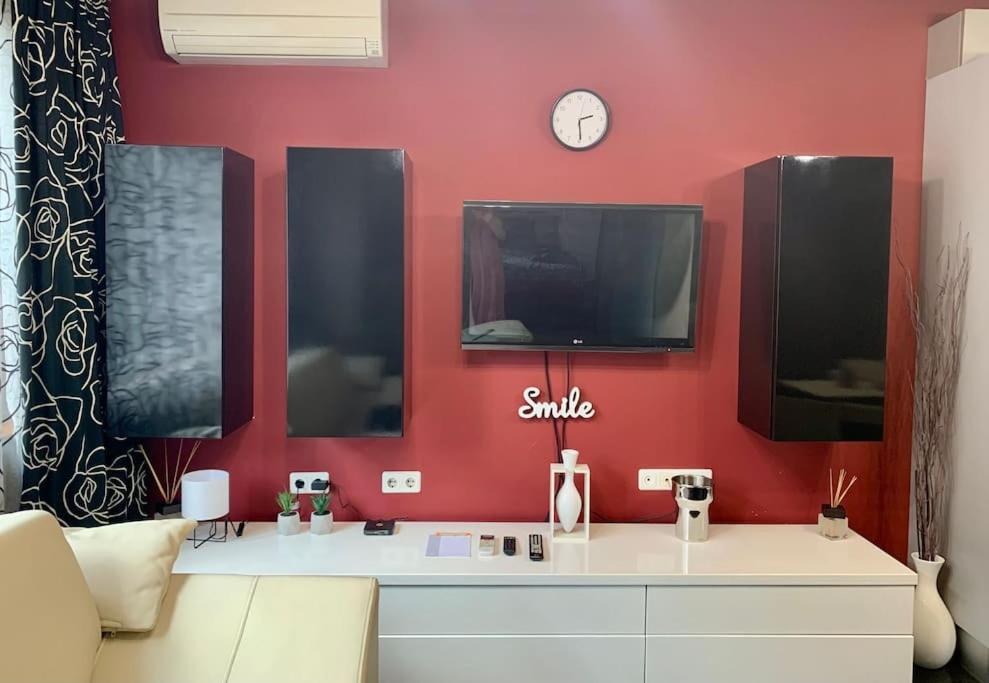 Lovely Sofia Apartment Katerina With Free Parking מראה חיצוני תמונה